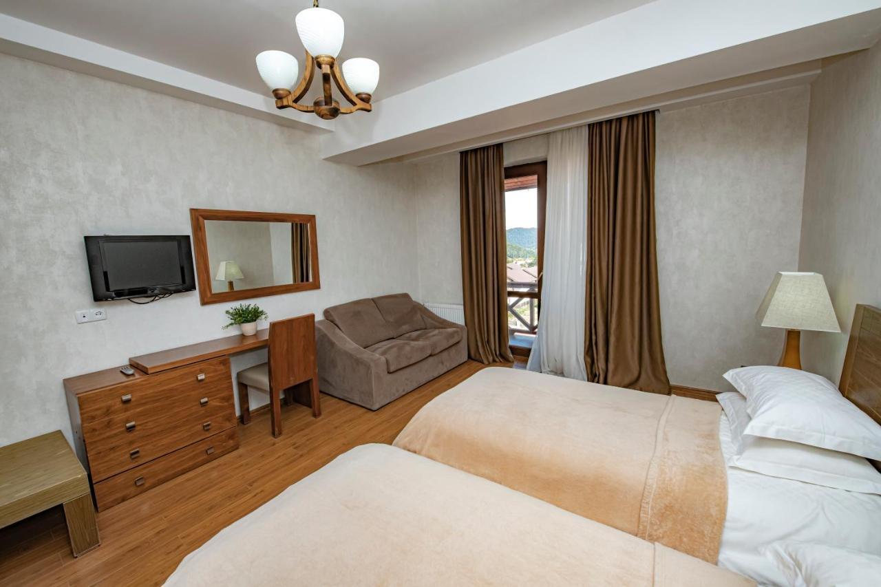 Crystal Hotel & Spa Bakuriani
