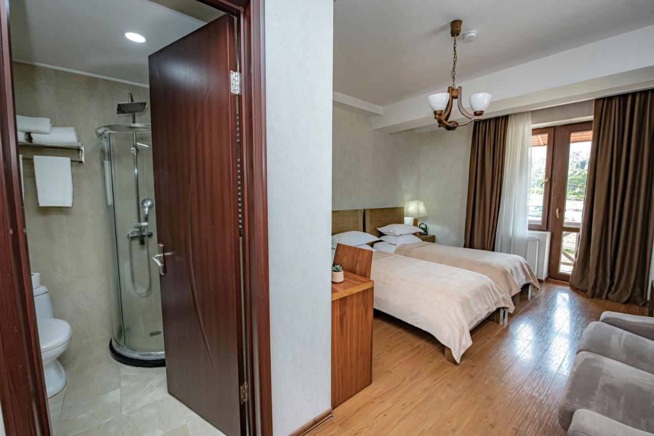 Crystal Hotel & Spa Bakuriani
