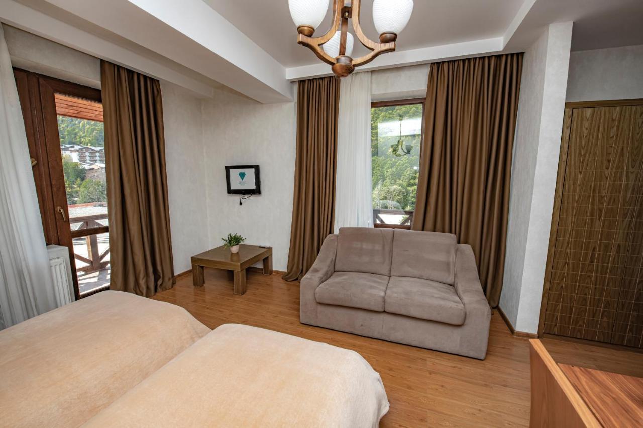 Crystal Hotel & Spa Bakuriani