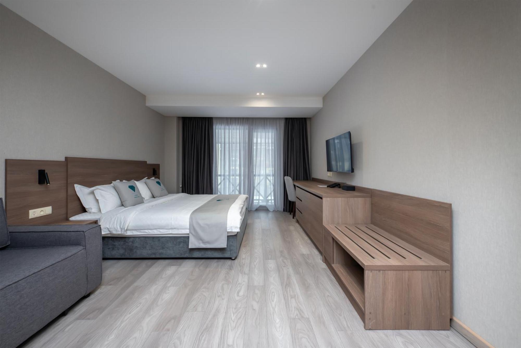 Crystal Hotel & Spa Bakuriani