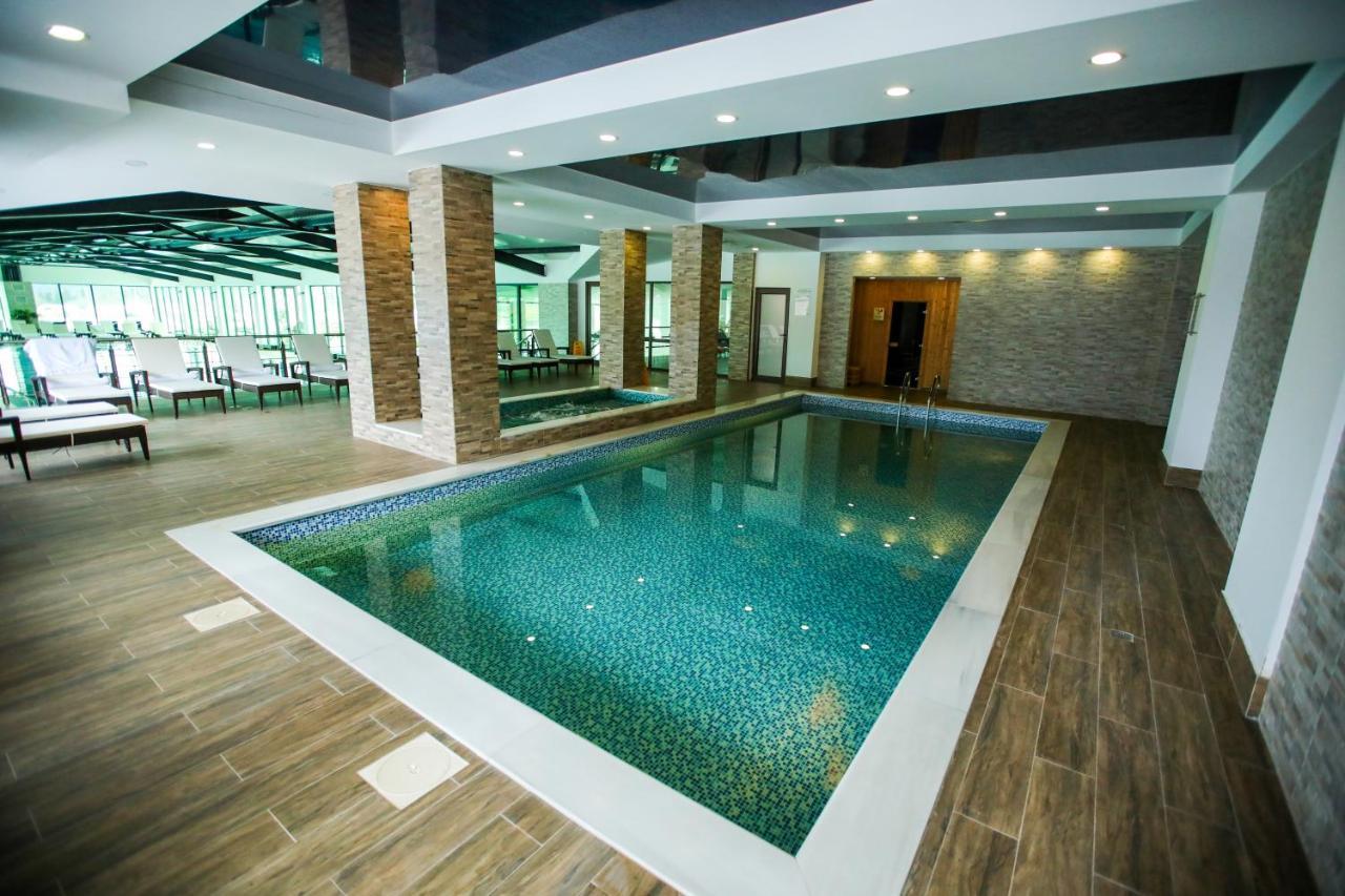 Crystal Hotel & Spa